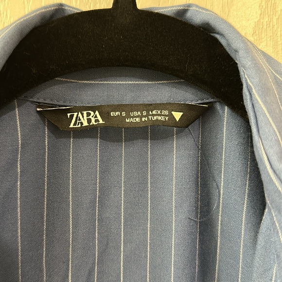 ZARA mini dress long sleeve. Size Small. Made in Turkey. Used once. Blue color. - Picture 4 of 8